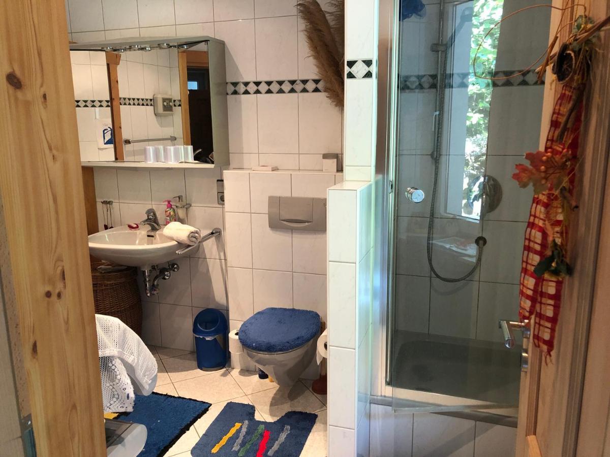 Doppelzimmer Mit Wasserbett Winningen Bagian luar foto